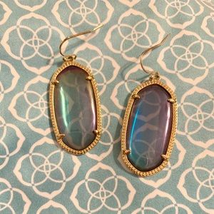 Kendra Scott Elle Earrings in Mystic Iride…